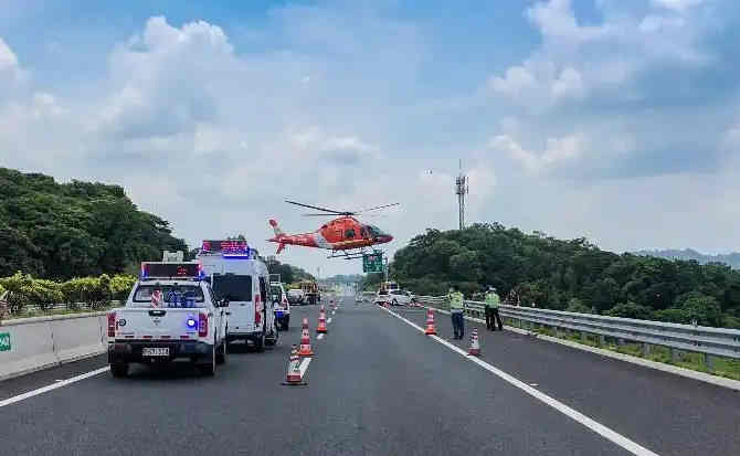 钟祥高速公路汽车救援案例